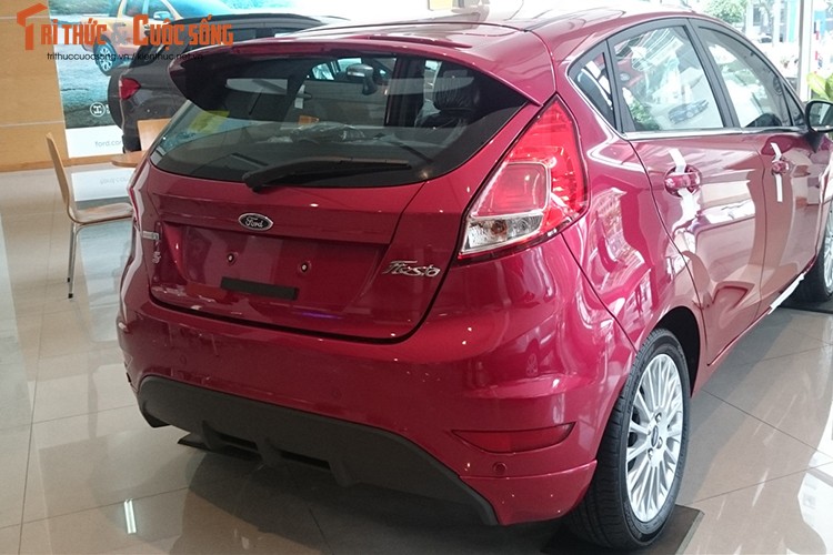 Ly do xe oto Ford Fiesta &quot;e chong gong&quot; tai Viet Nam-Hinh-4